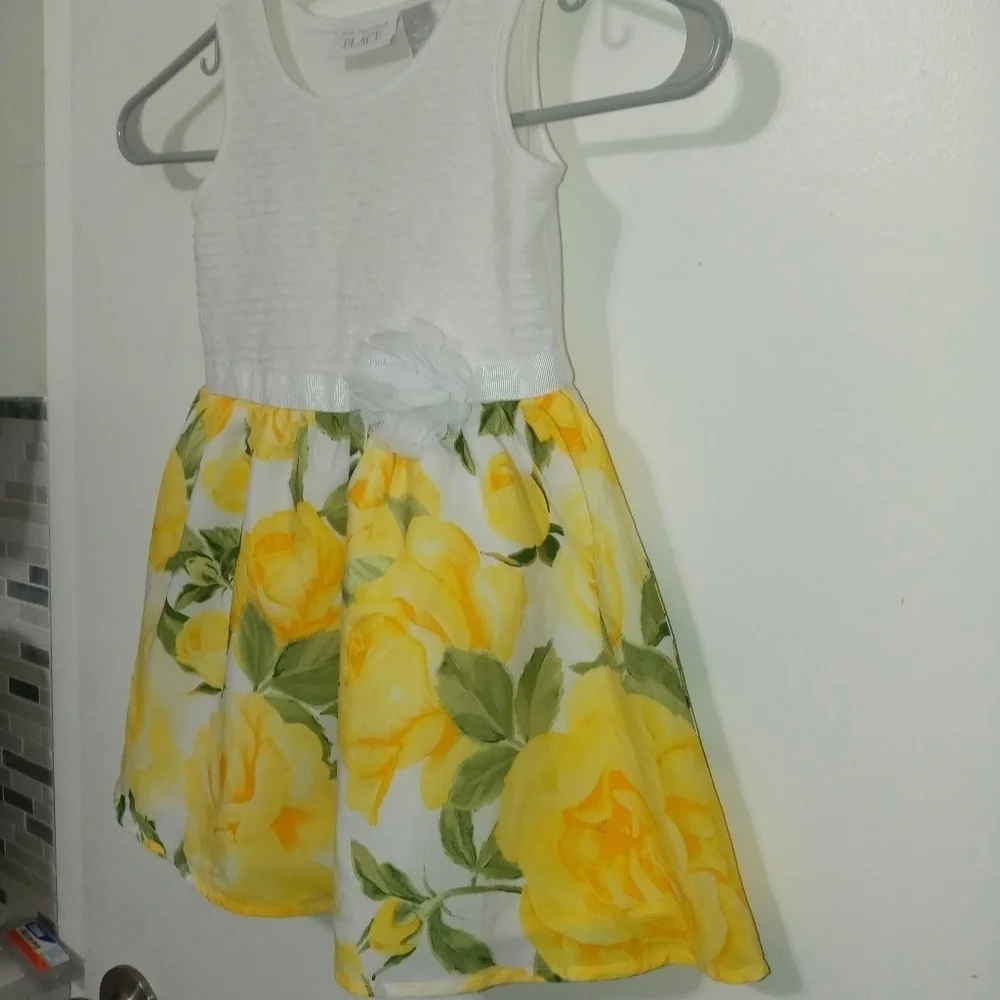 Children's Place Girls 3T sleeveless Lemon Dress with Flower satin ribbon Easter - Picture 2 of 8